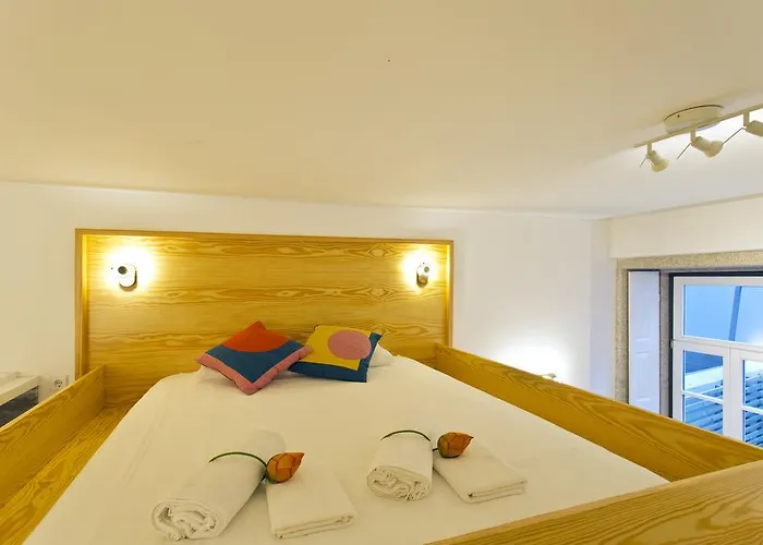 Apartment 45 Flores: Rua Das Flores/s.bento Porto