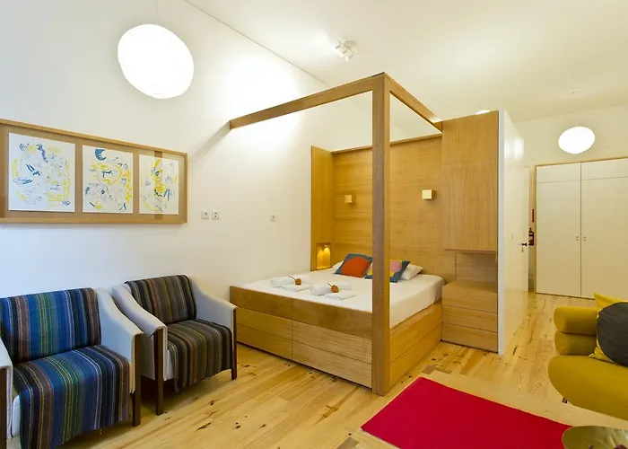 45 Flores: Rua Das Flores/s.bento * Porto